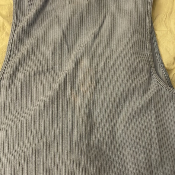 Tanks - bundle of 2 - Picture 3 of 3